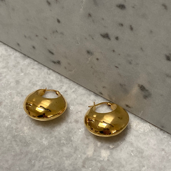 Fat Curve Earrings | Gold Plated