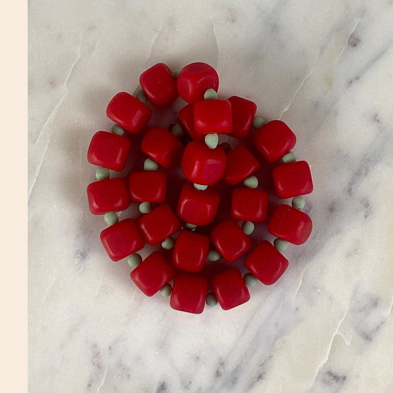 Pebbles Necklace | Red